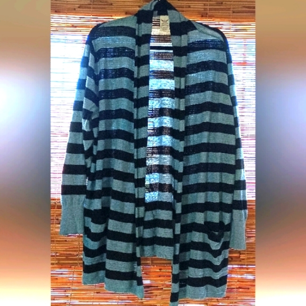 ❤️❤️❤️🦅 Faded Glory Stripe Cardigan with Pockets